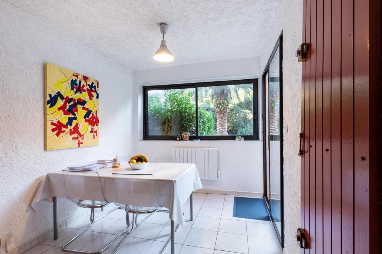 Les Pierreplane Lägenhet Bandol Exteriör bild