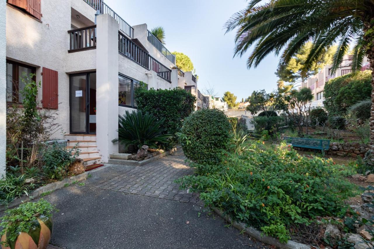 Les Pierreplane Lägenhet Bandol Exteriör bild